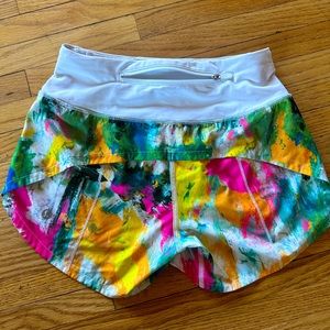 Mid rise 4inch Lululemon Speed Up shorts: size 0